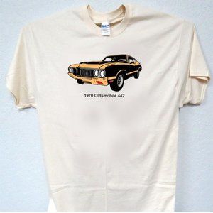 1970 Oldsmobile 442, Classic Muscle Car, Sweet Ride! Cool Men's T-Shirts, T-2032
